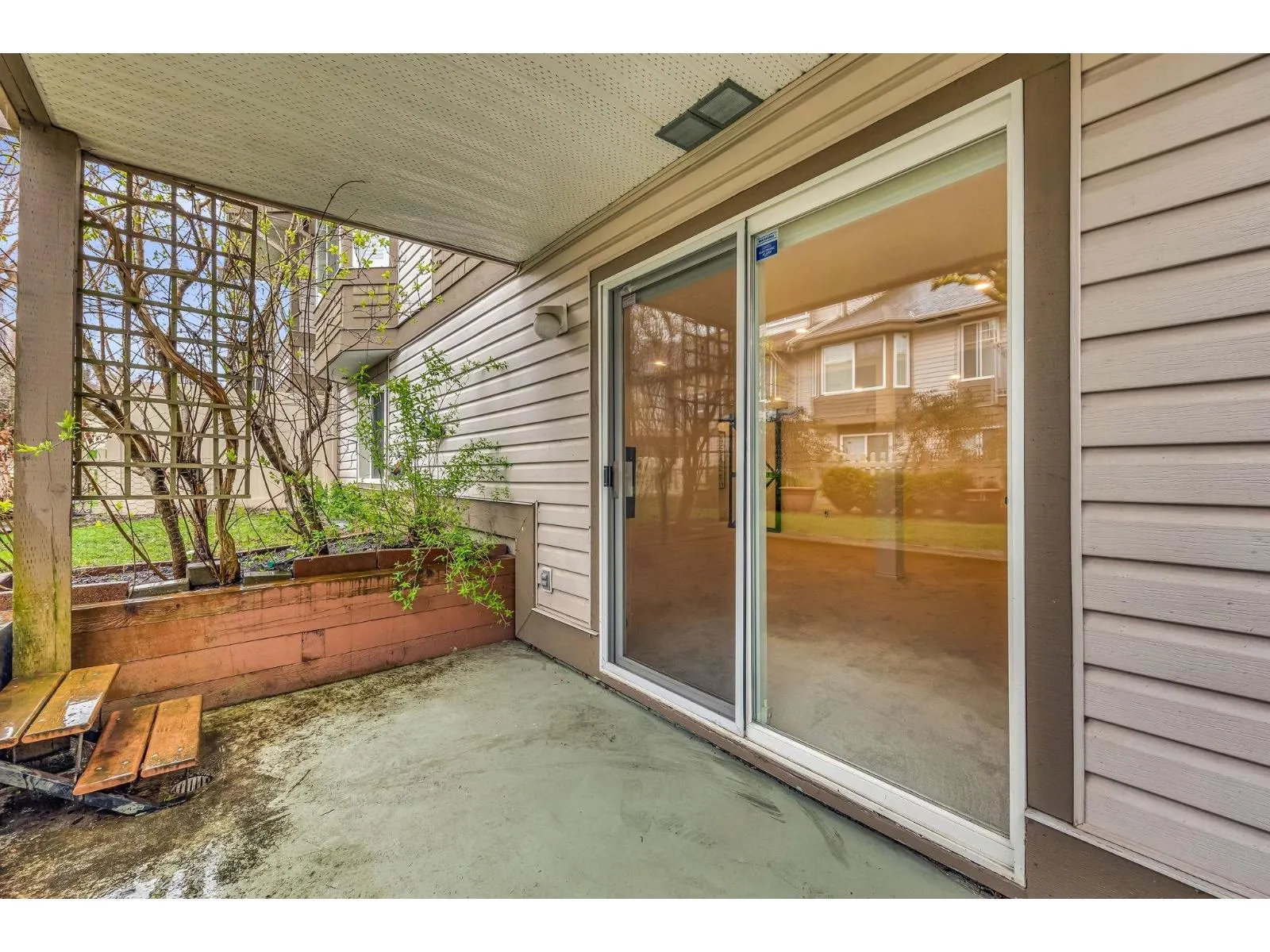 18 20222 96 AVENUE