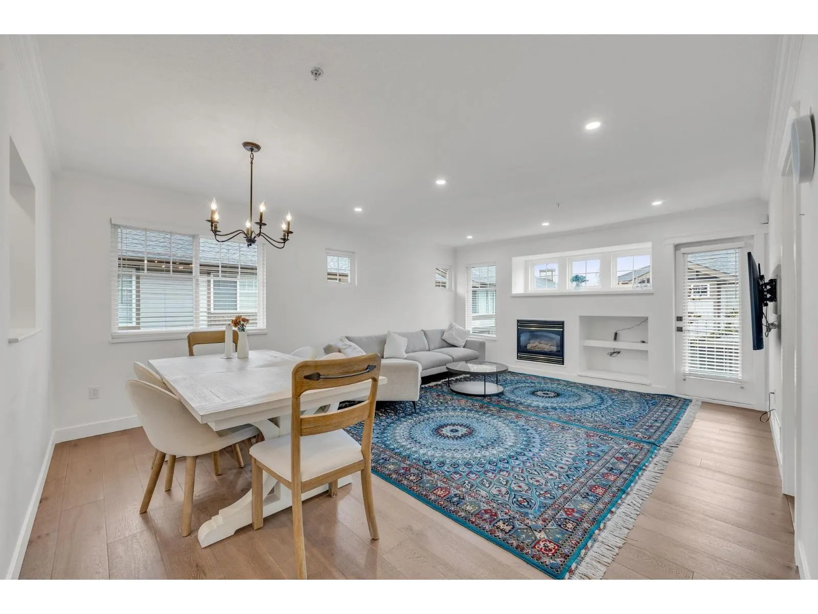 18 20222 96 AVENUE