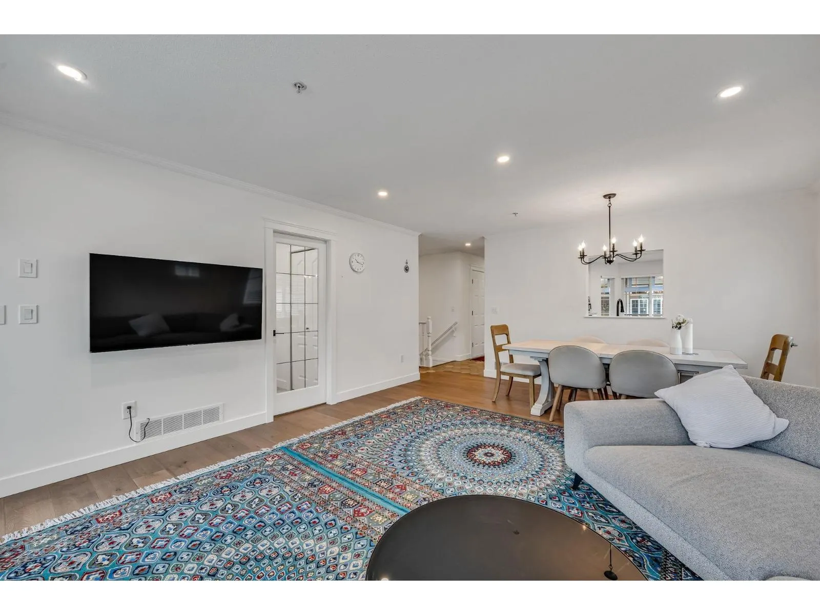 18 20222 96 AVENUE