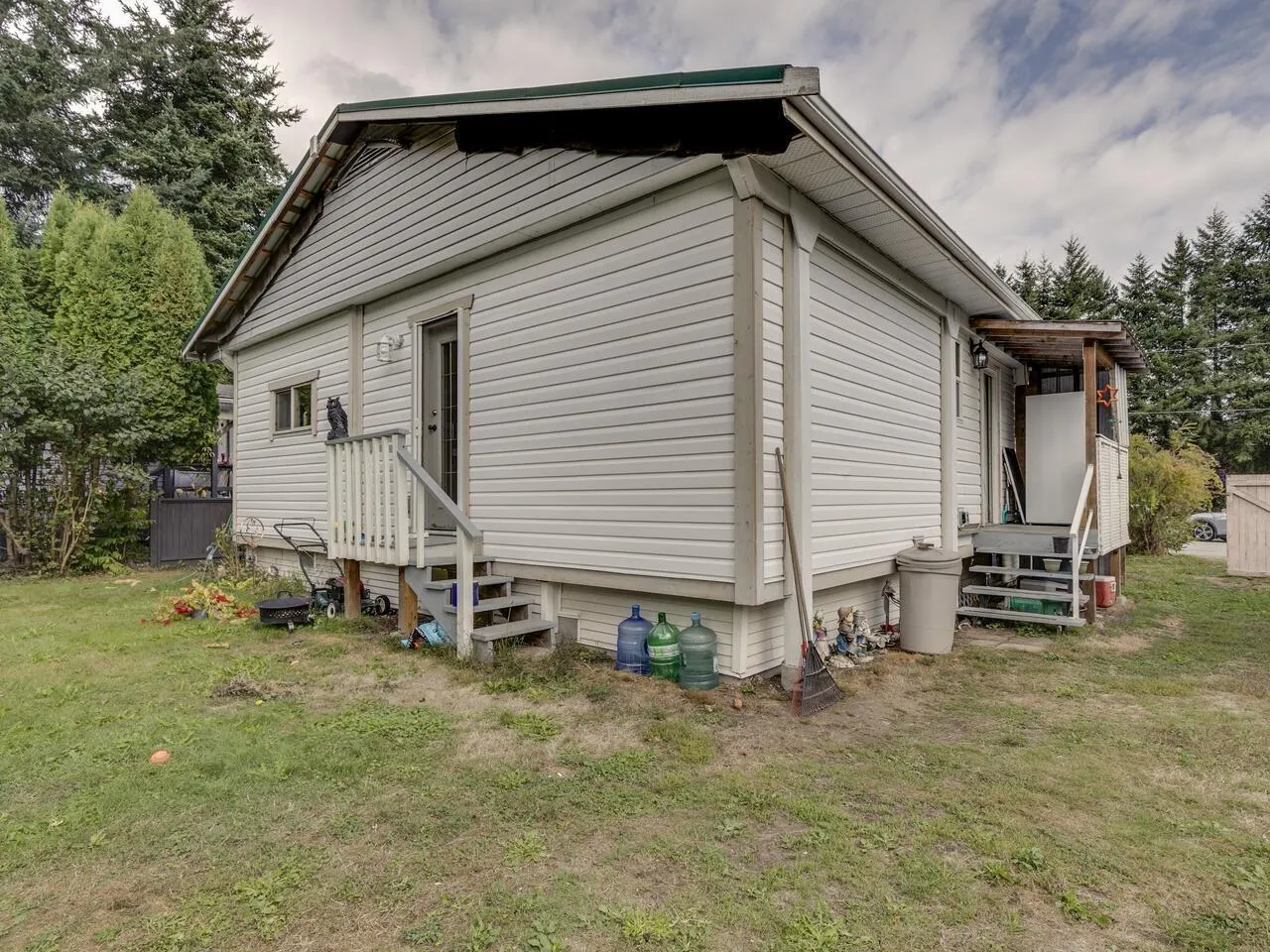 6 41711 TAYLOR ROAD