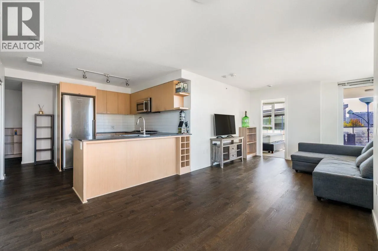 703 7788 ACKROYD ROAD
