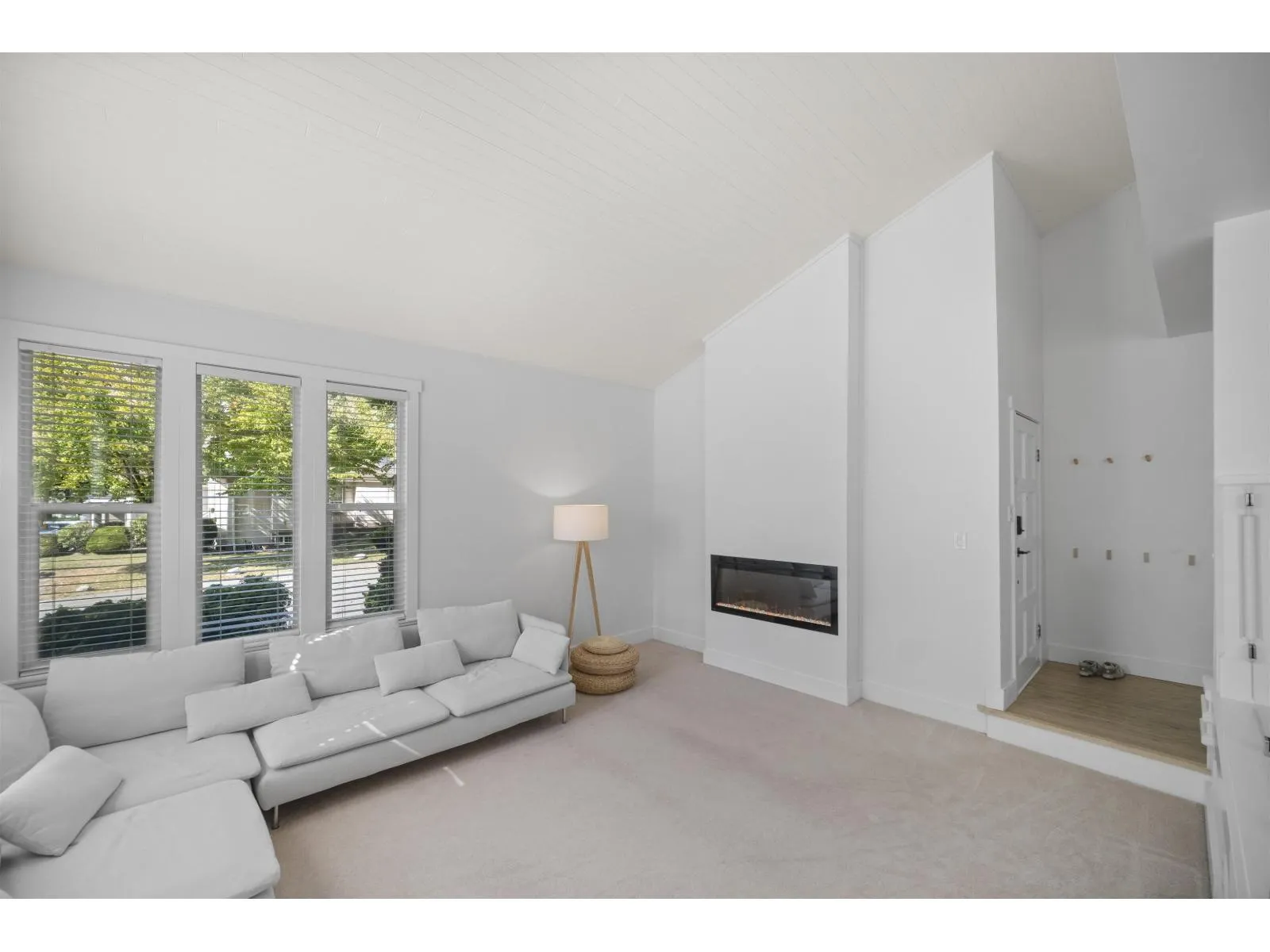 5786 ABERDEEN STREET