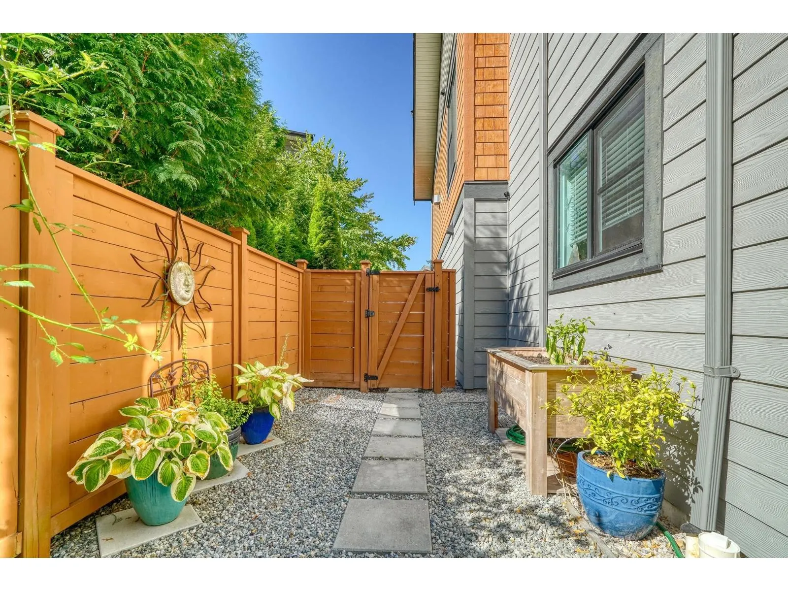 20 3618 150 STREET