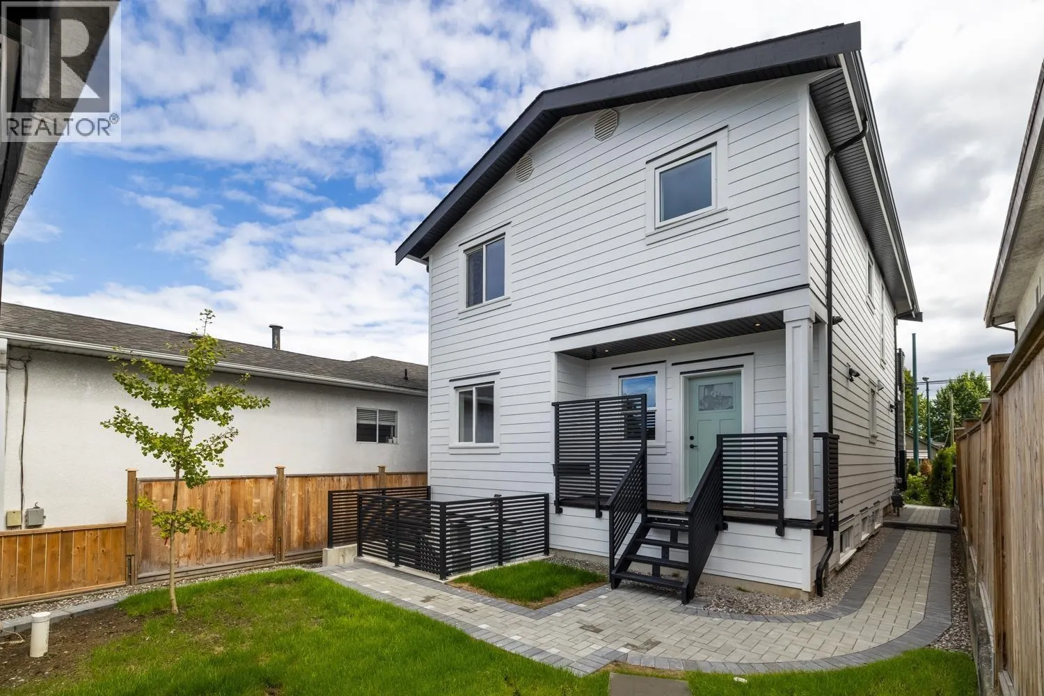 1155 RENFREW STREET