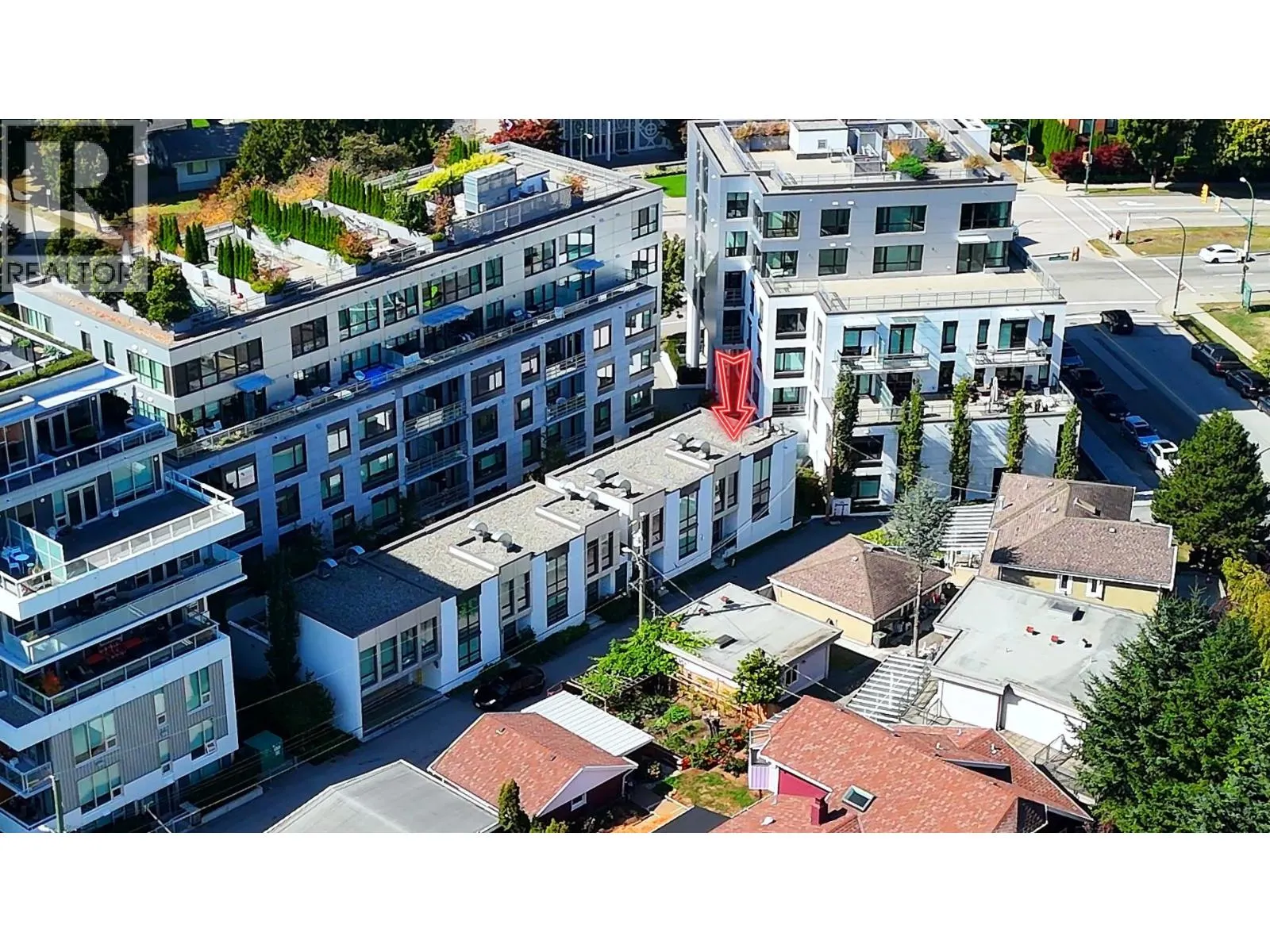 4916 CAMBIE STREET