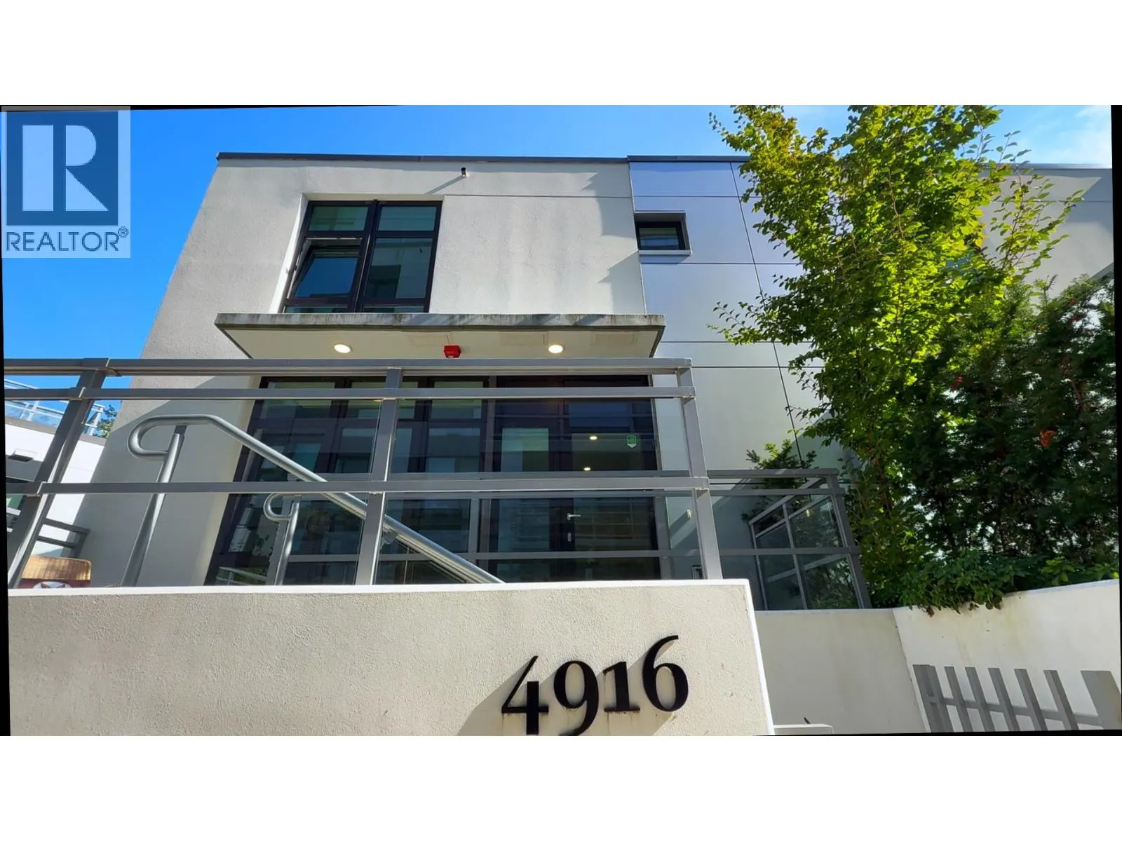 4916 CAMBIE STREET