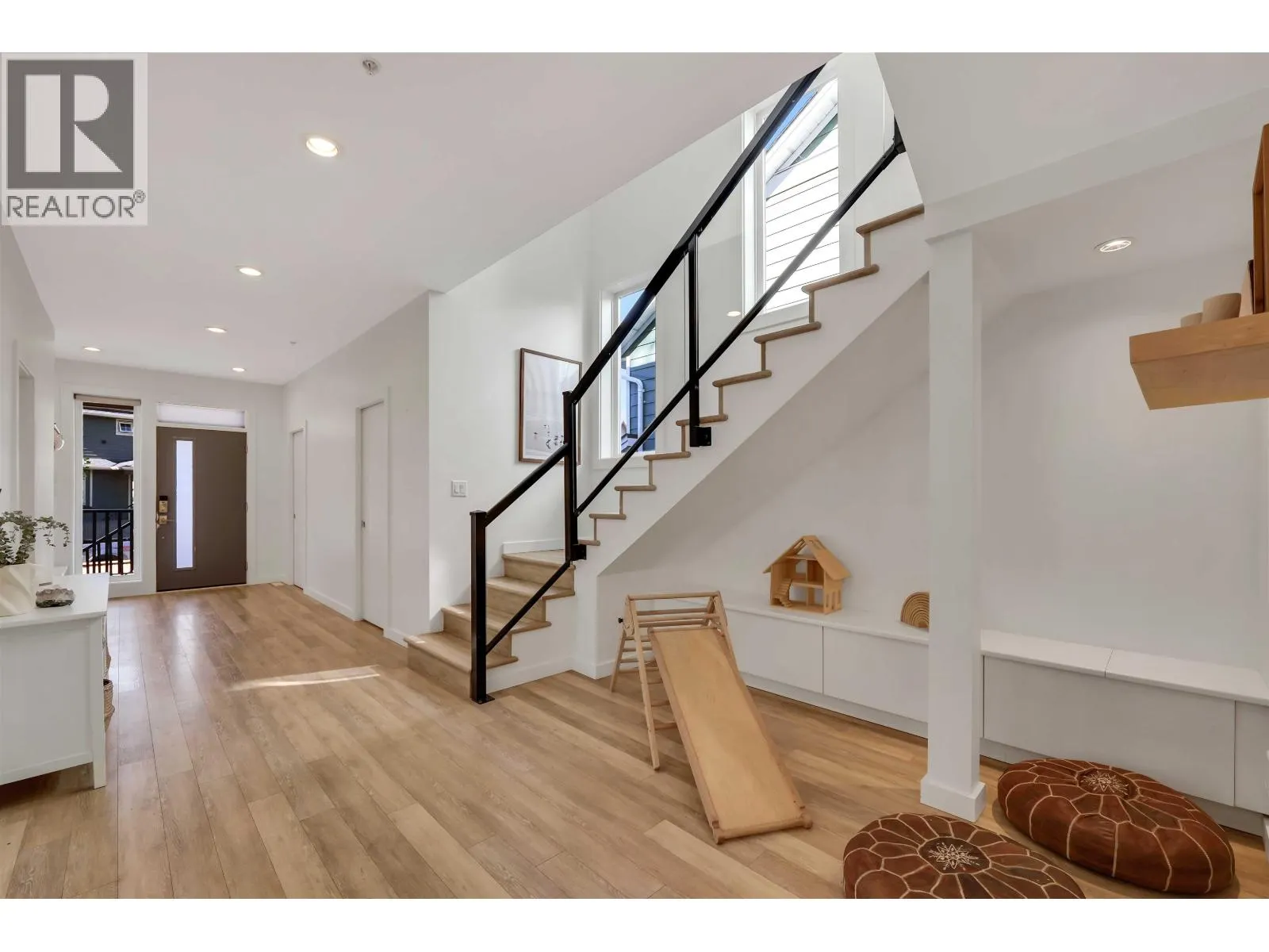 39140 CARDINAL DRIVE