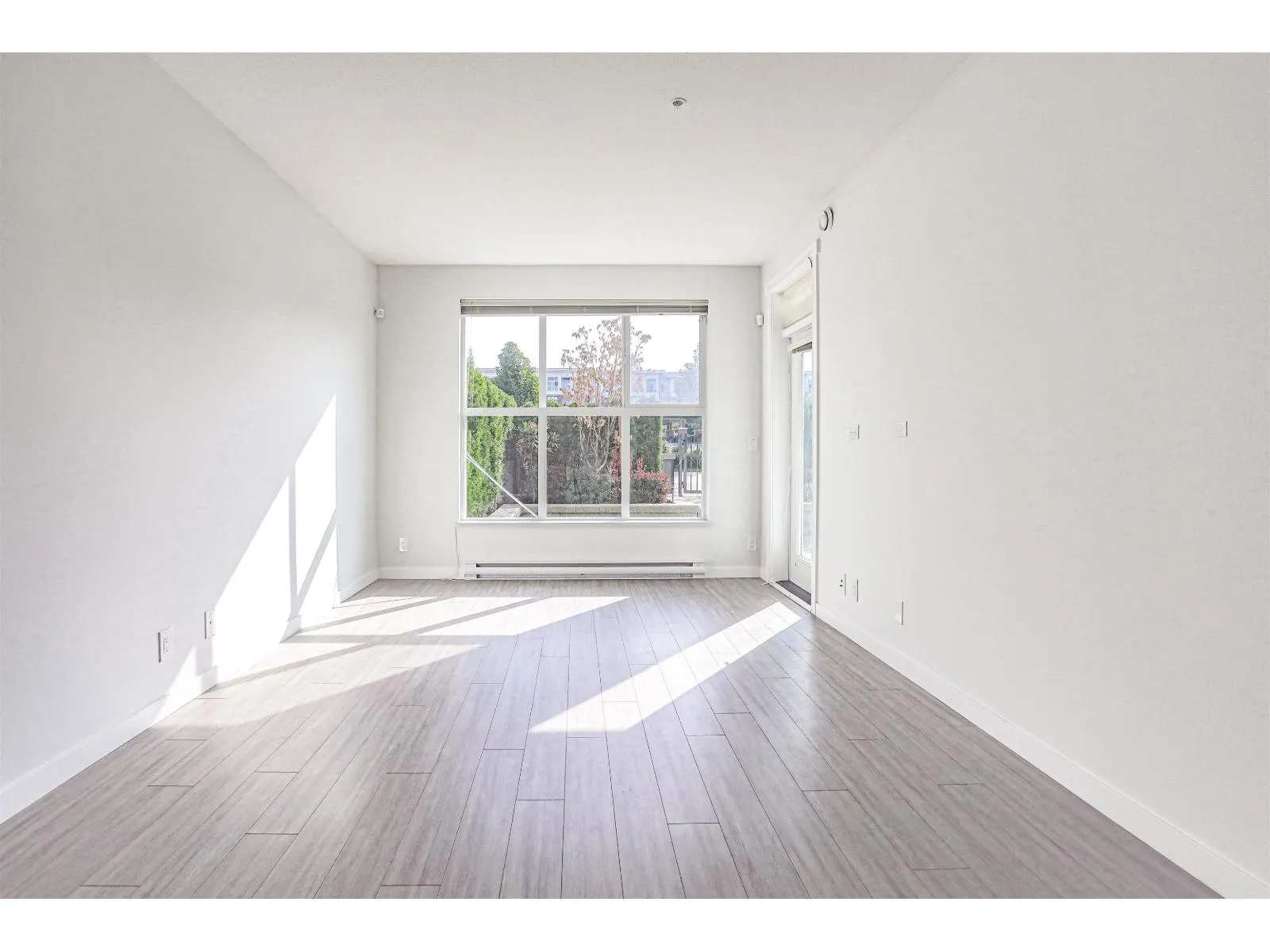 B120 8150 207 STREET