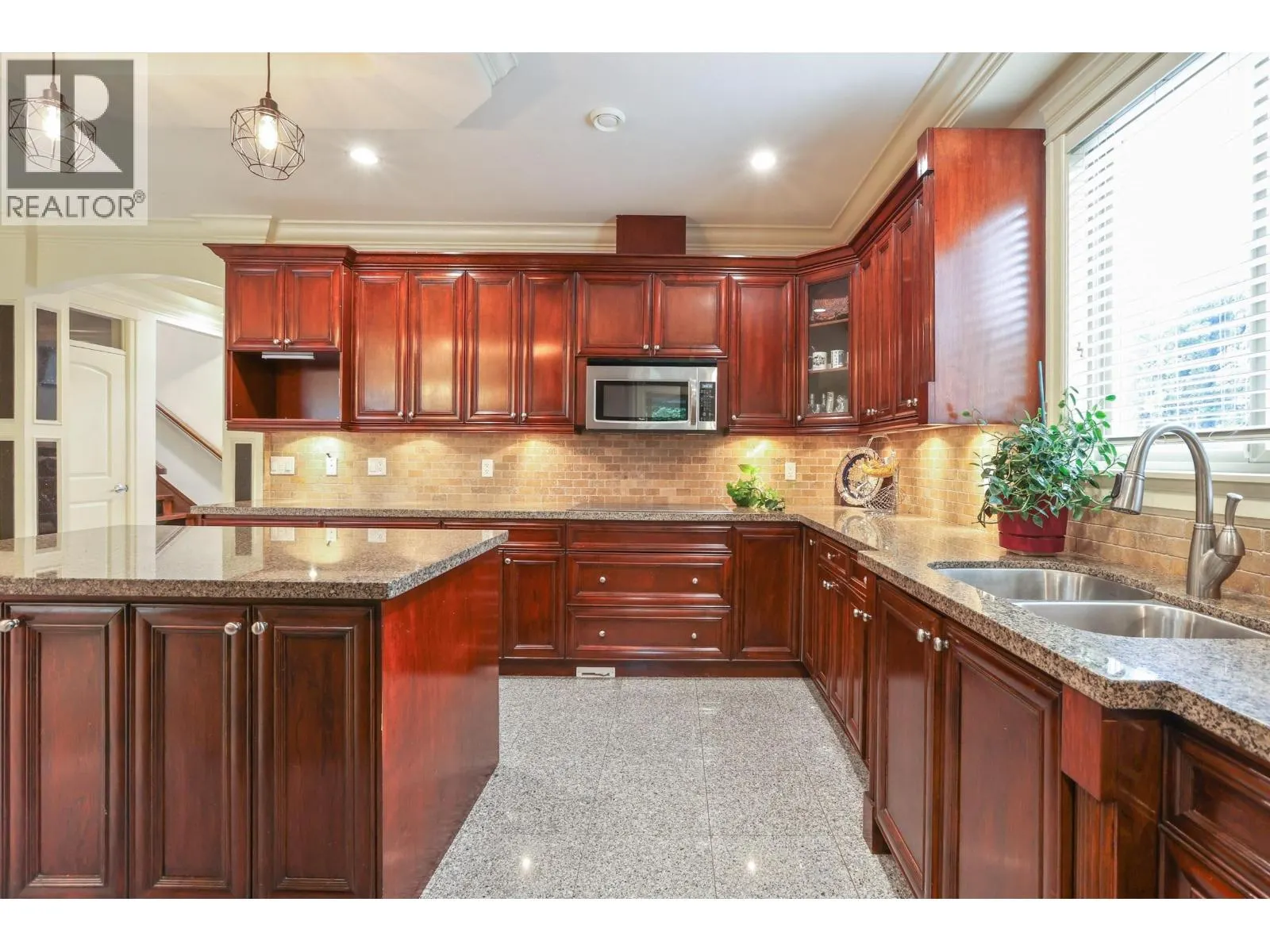 11420 SEACREST ROAD