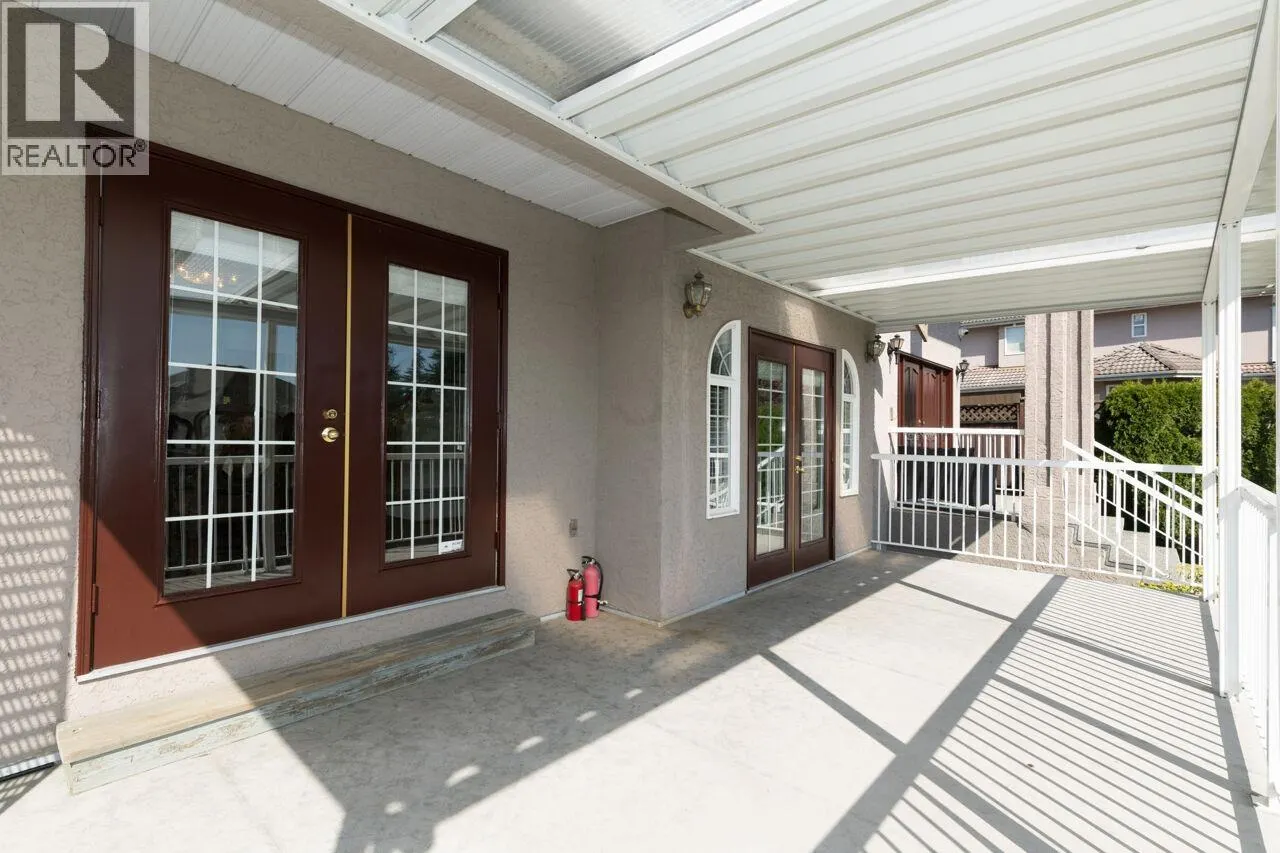 2276 SICAMOUS AVENUE