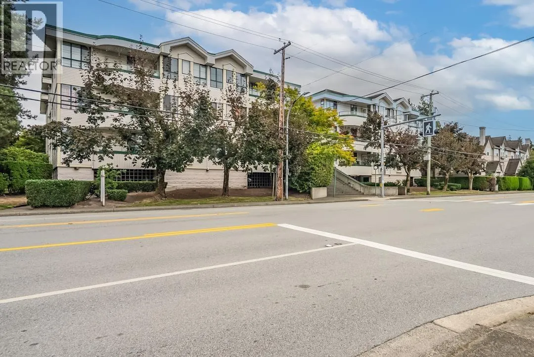 306 7300 GILBERT ROAD