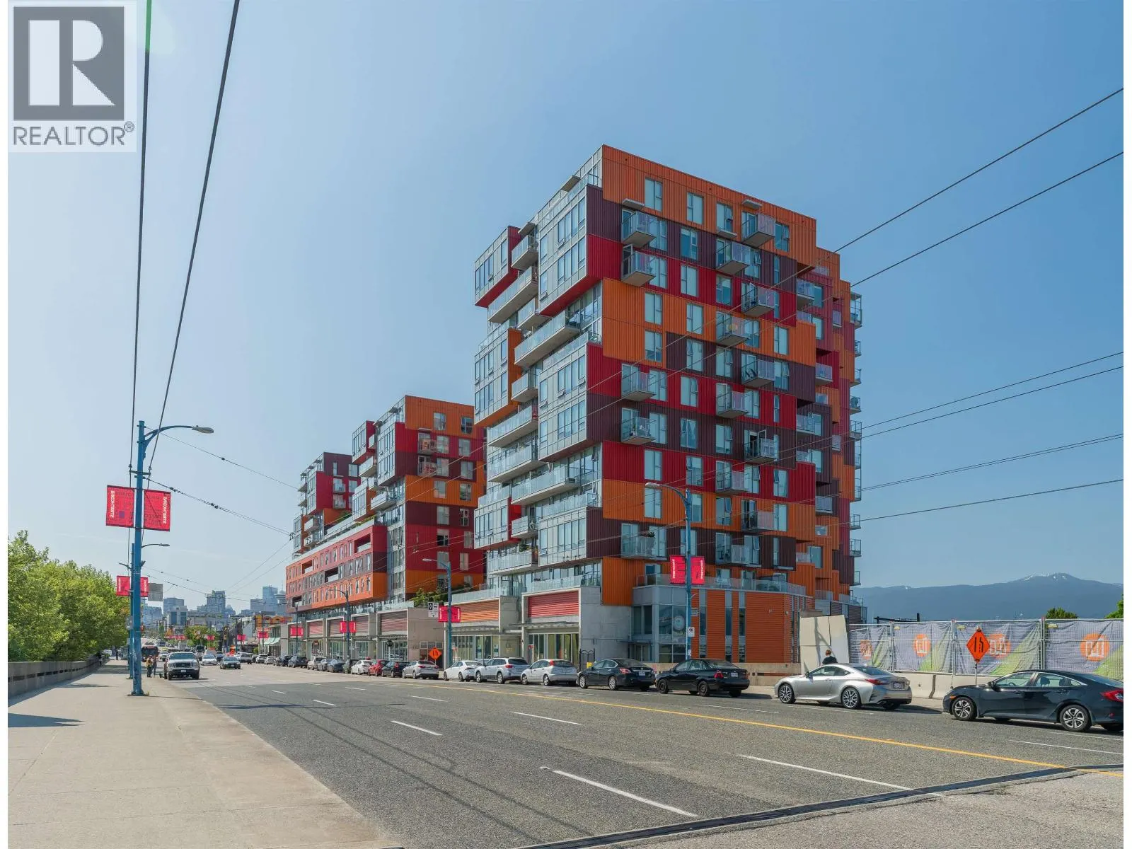 554 955 E HASTINGS STREET