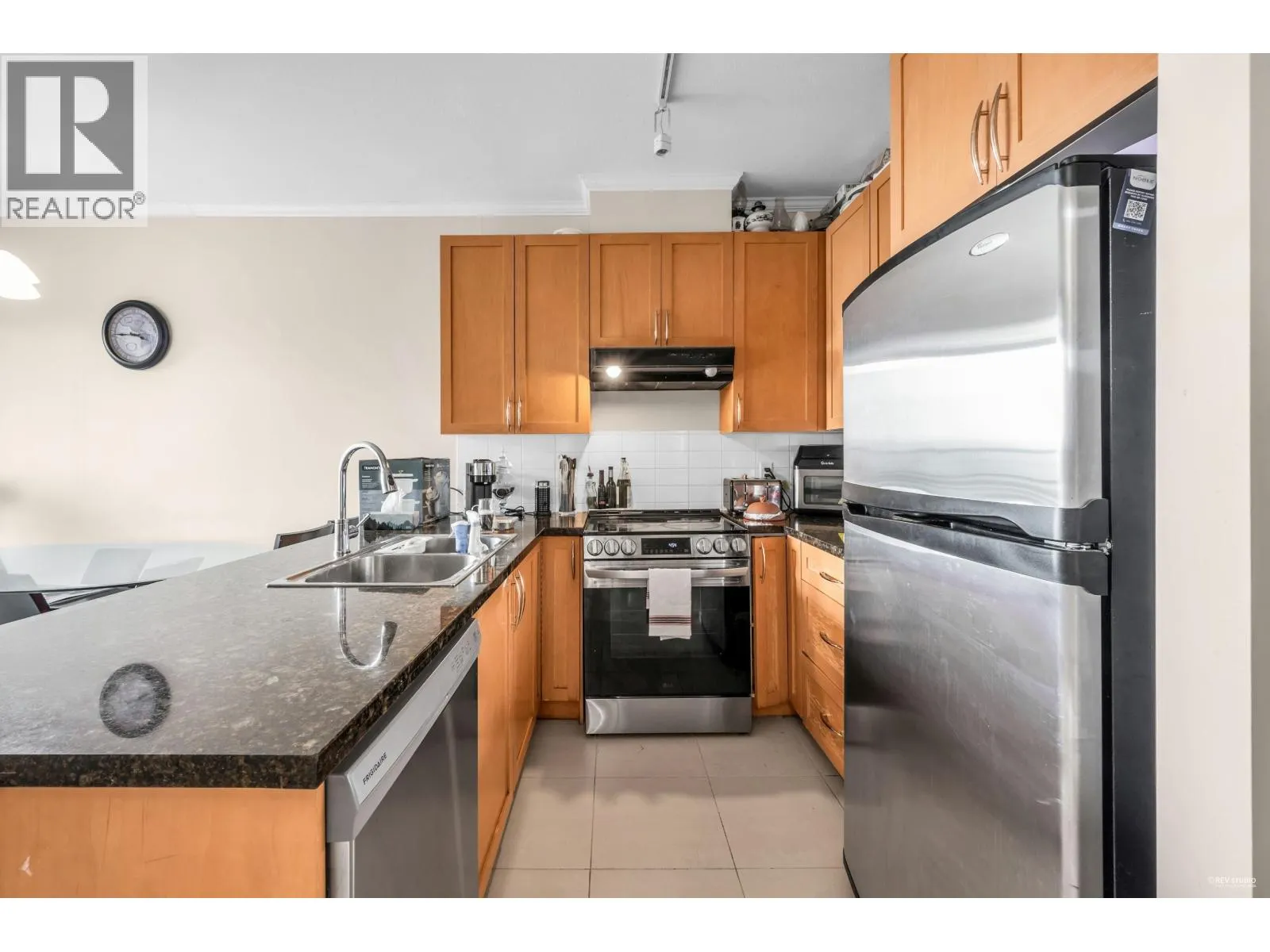 1701 6833 STATION HILL DRIVE