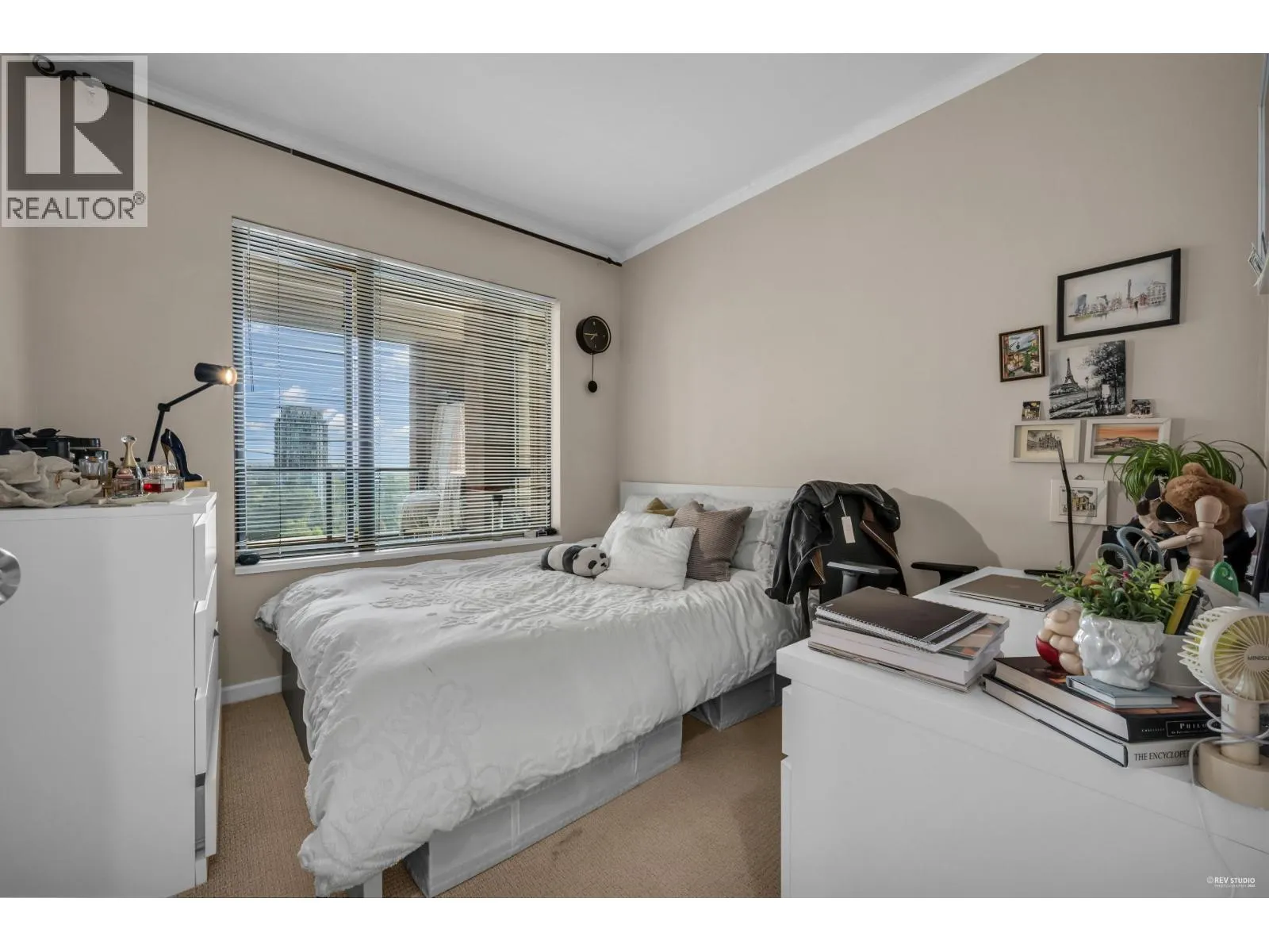 1701 6833 STATION HILL DRIVE