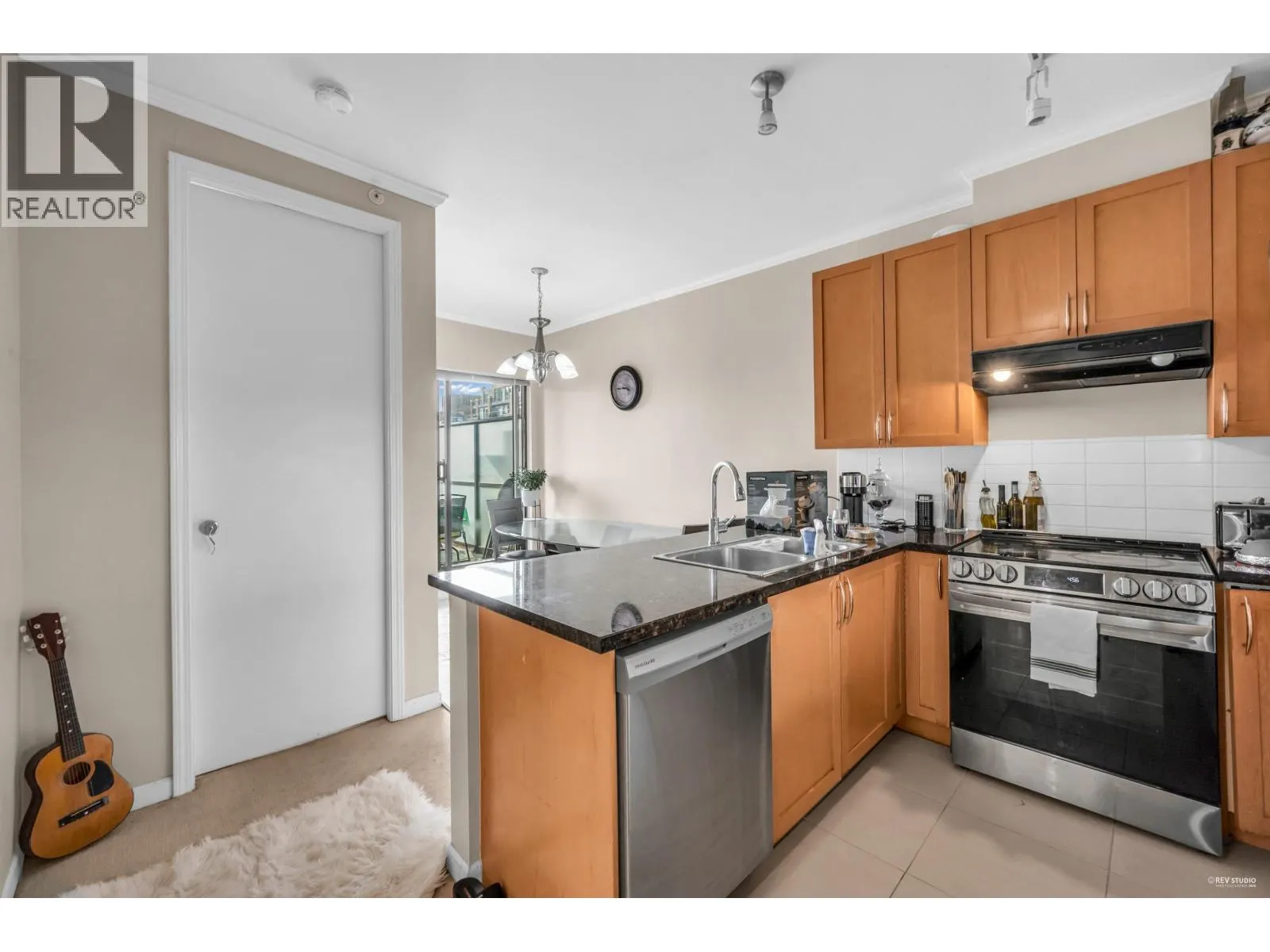 1701 6833 STATION HILL DRIVE