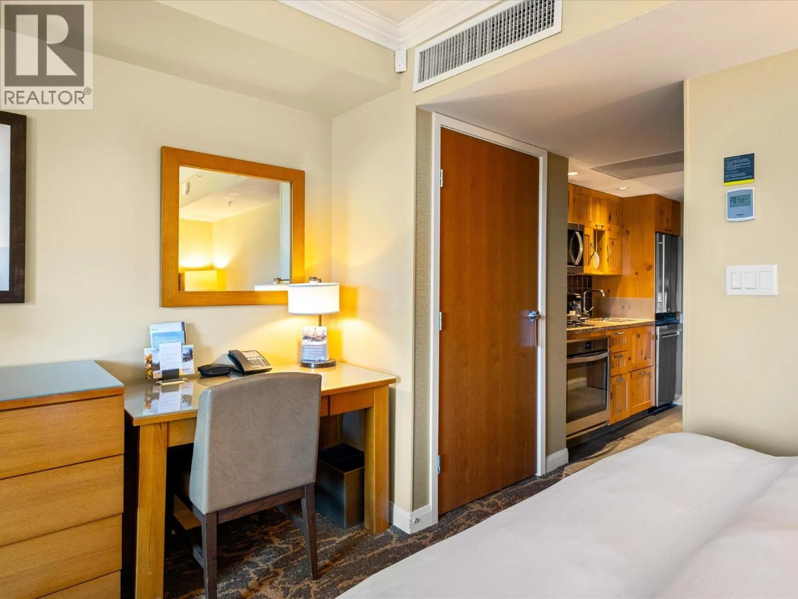 659 4090 WHISTLER WAY
