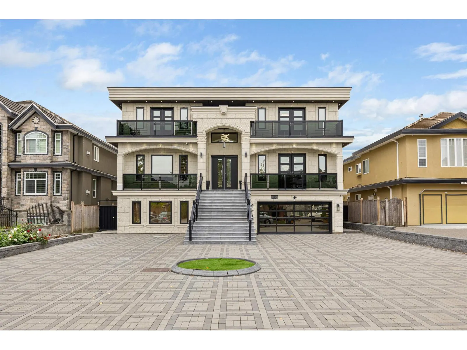 6899 CLEVEDON DRIVE