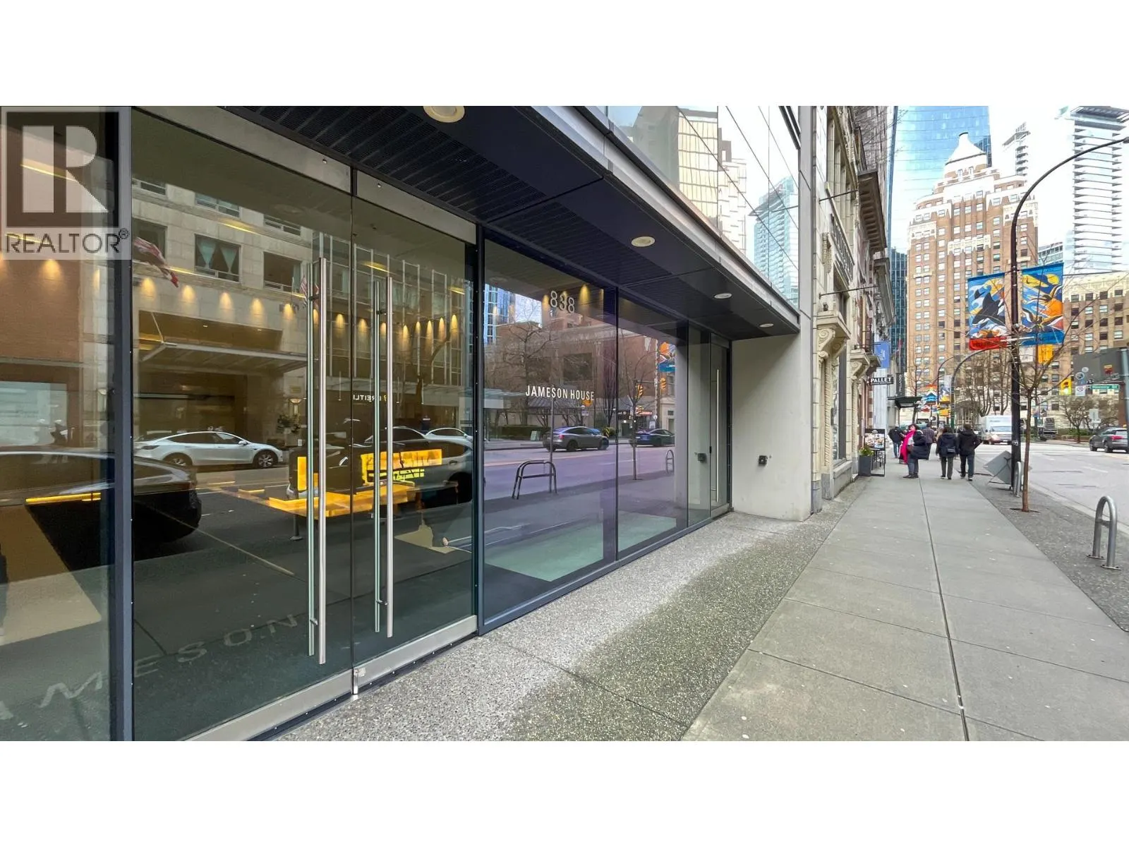 2005 838 W HASTINGS STREET