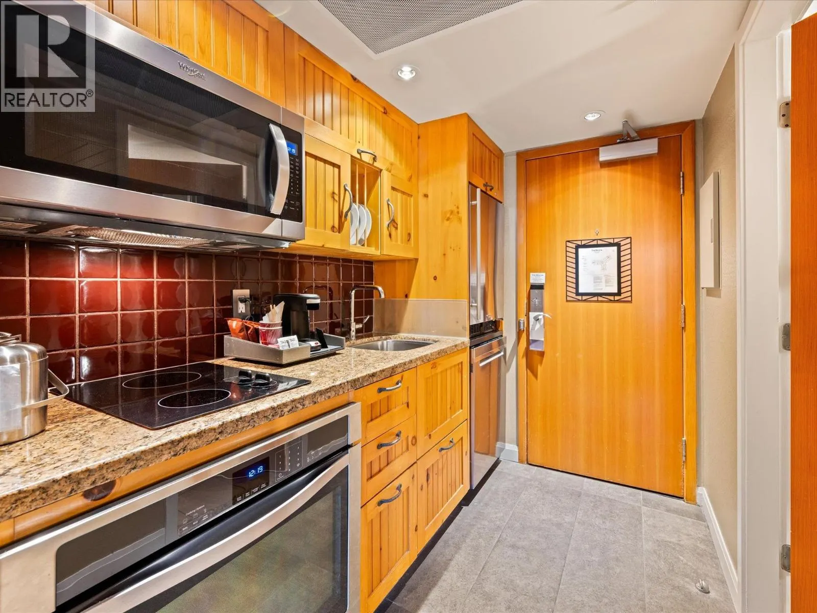685 4090 WHISTLER WAY