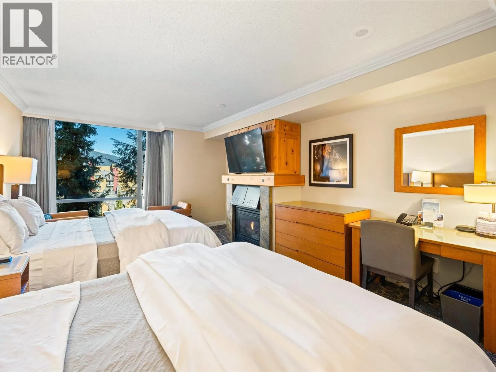 685 4090 WHISTLER WAY