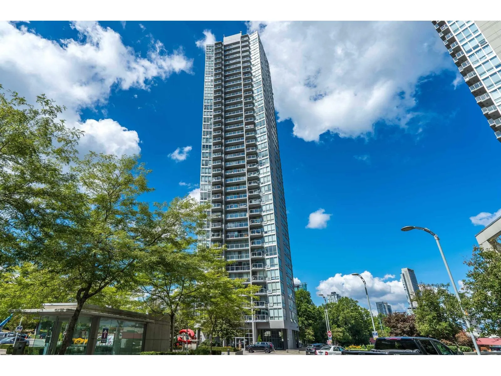 1102 13618 100 AVENUE