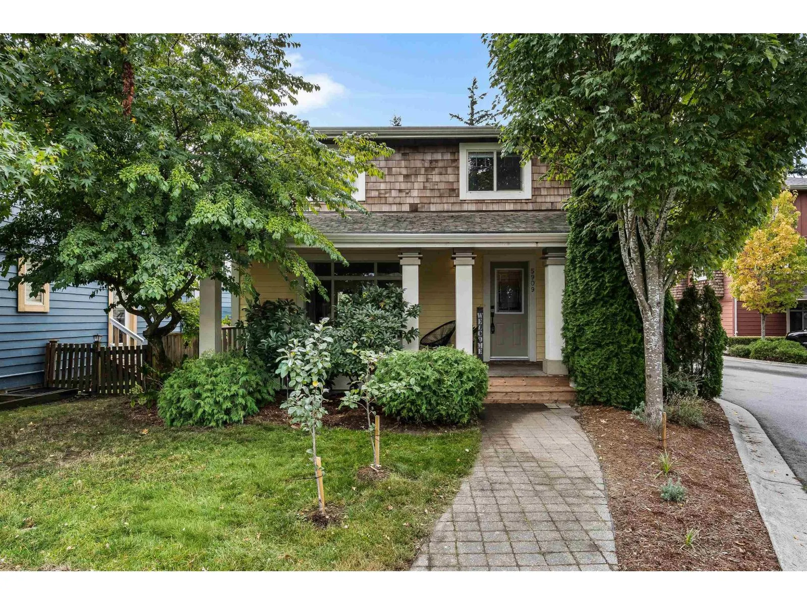 5909 COWICHAN STREET|Garrison Crossing