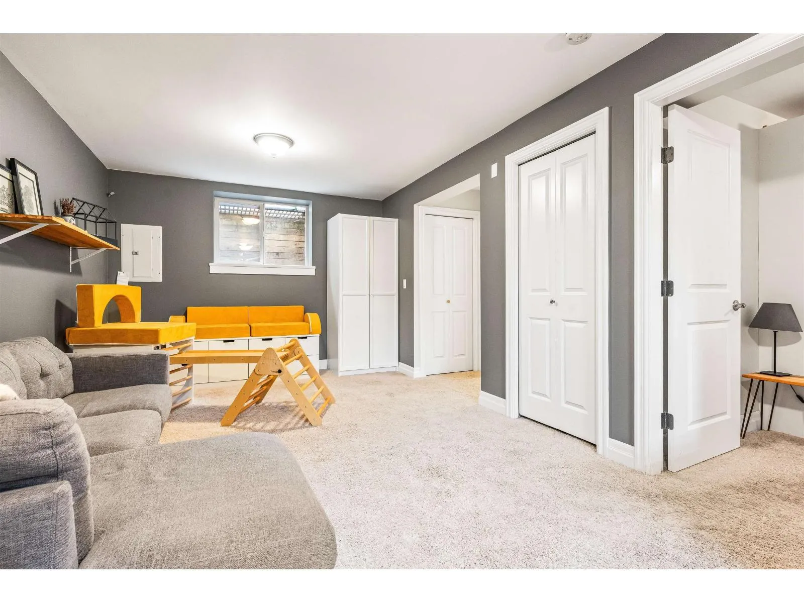 5909 COWICHAN STREET|Garrison Crossing