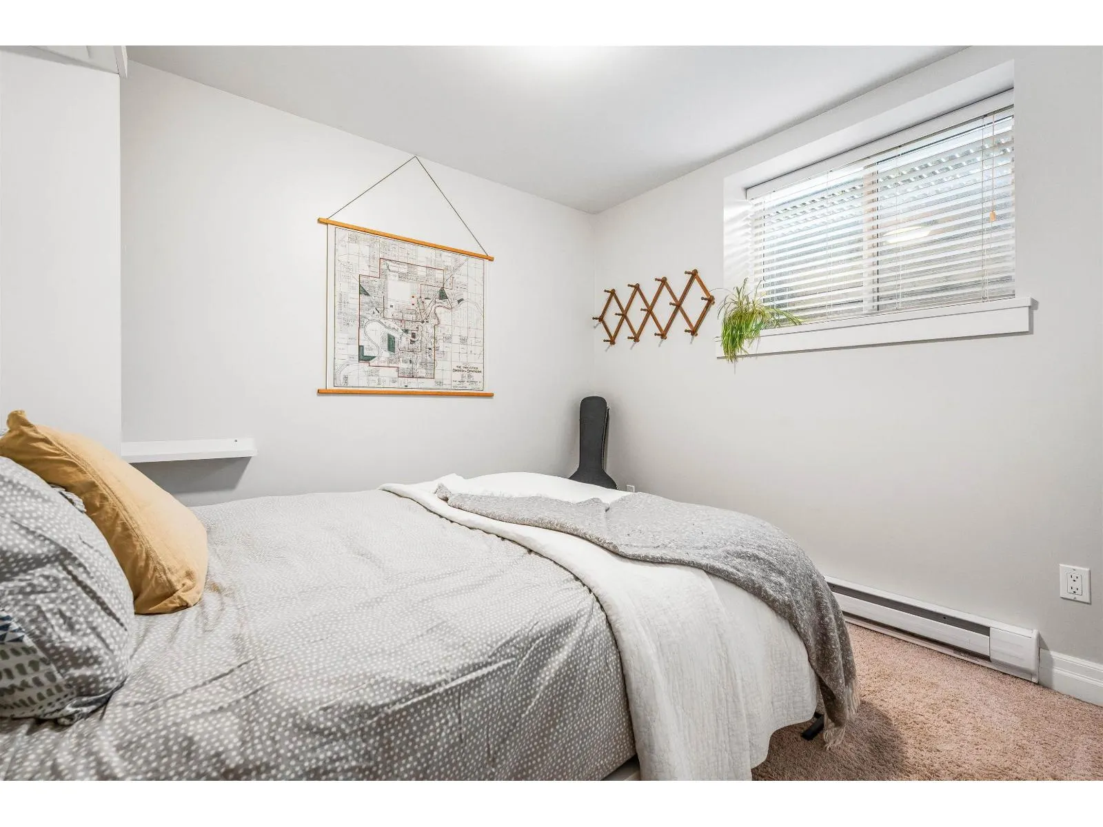 5909 COWICHAN STREET|Garrison Crossing
