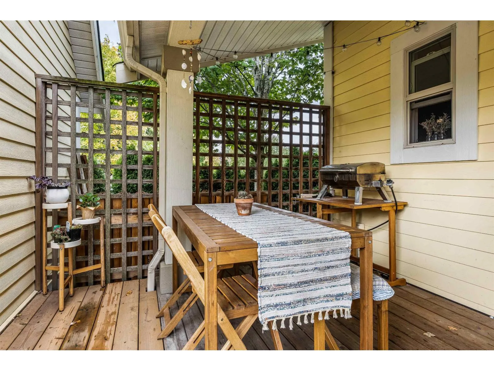 5909 COWICHAN STREET|Garrison Crossing