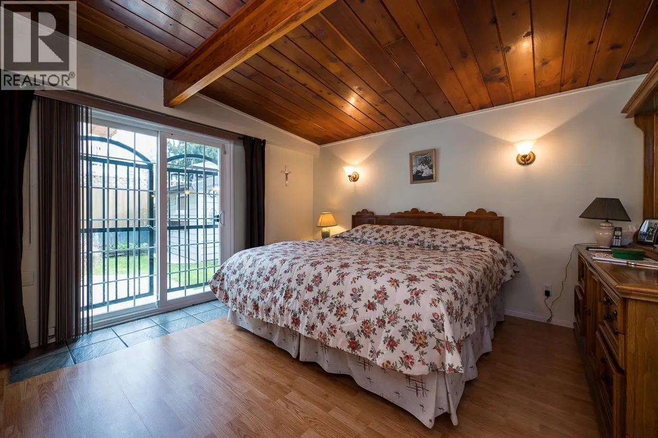 20712 RIVER ROAD