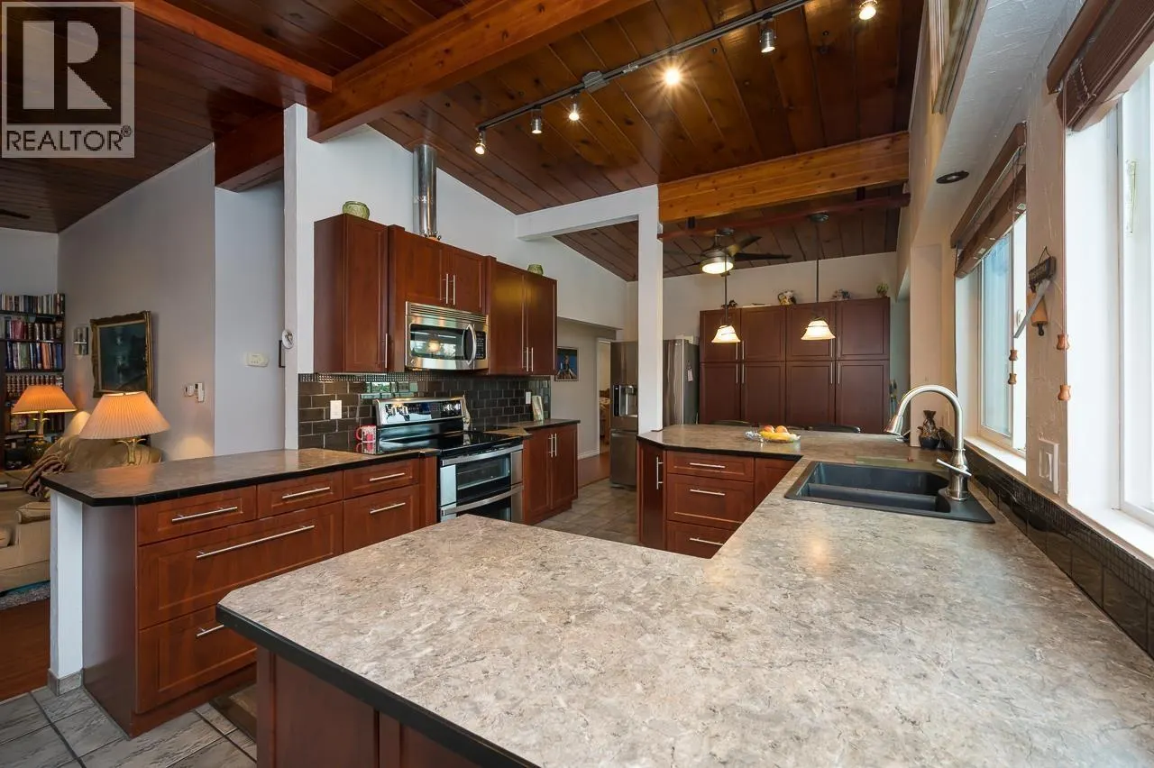 20712 RIVER ROAD