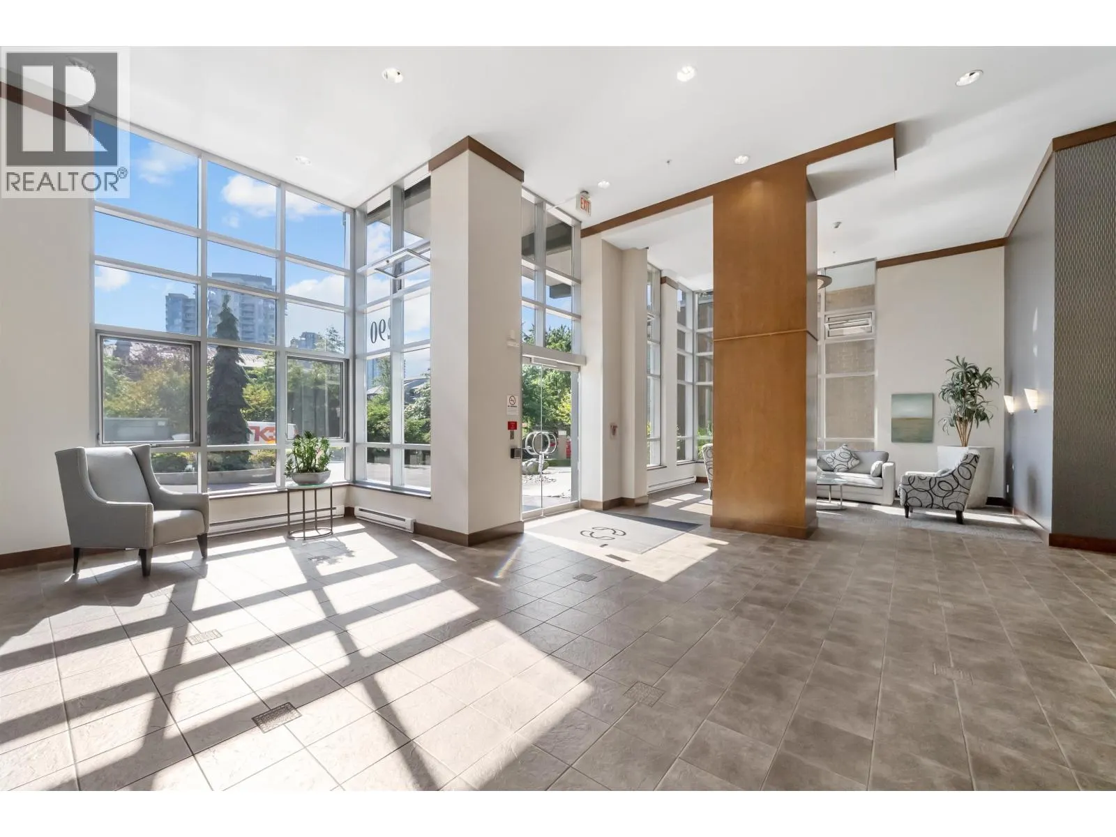 2103 290 NEWPORT DRIVE