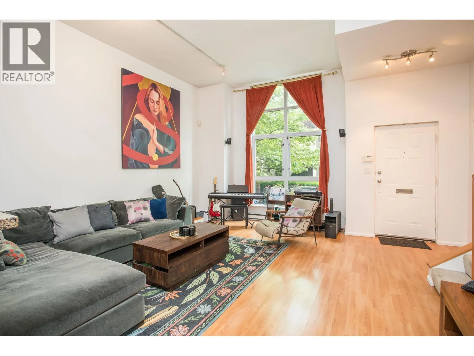 TH8 707 BROUGHTON STREET