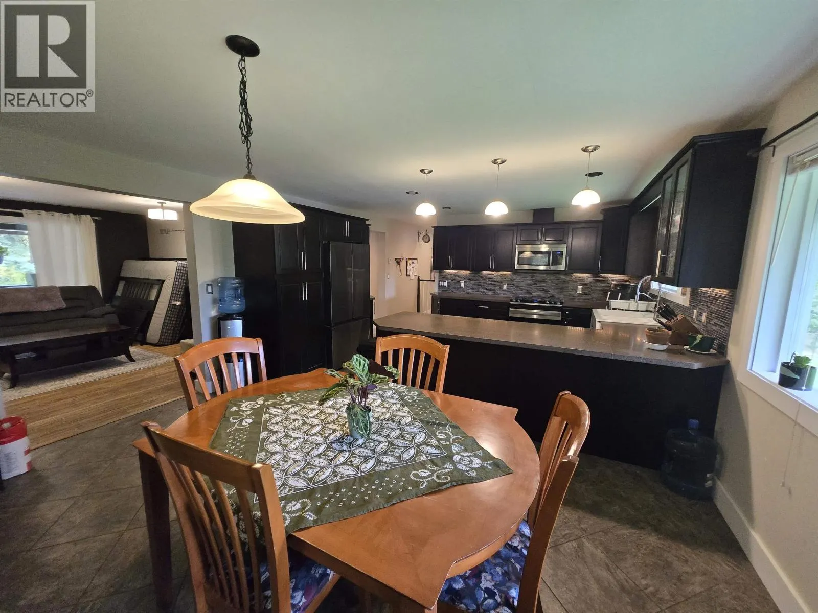 1504 GRAHAM ROAD