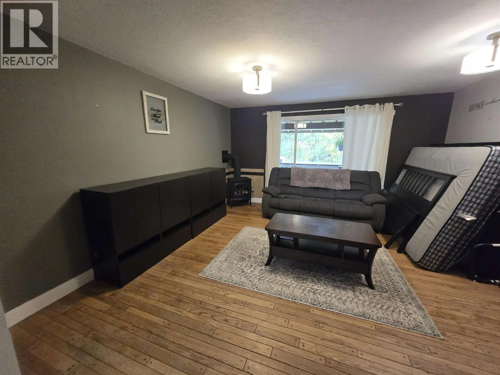 1504 GRAHAM ROAD