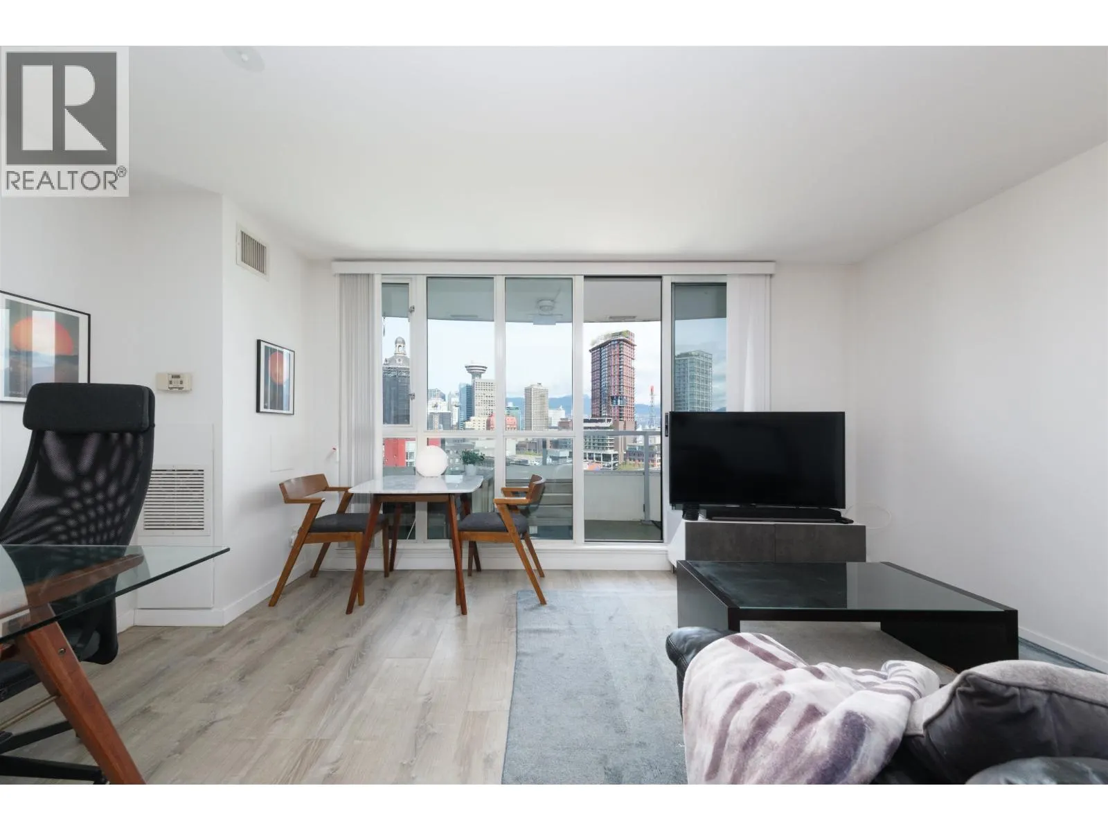 1703 63 KEEFER PLACE