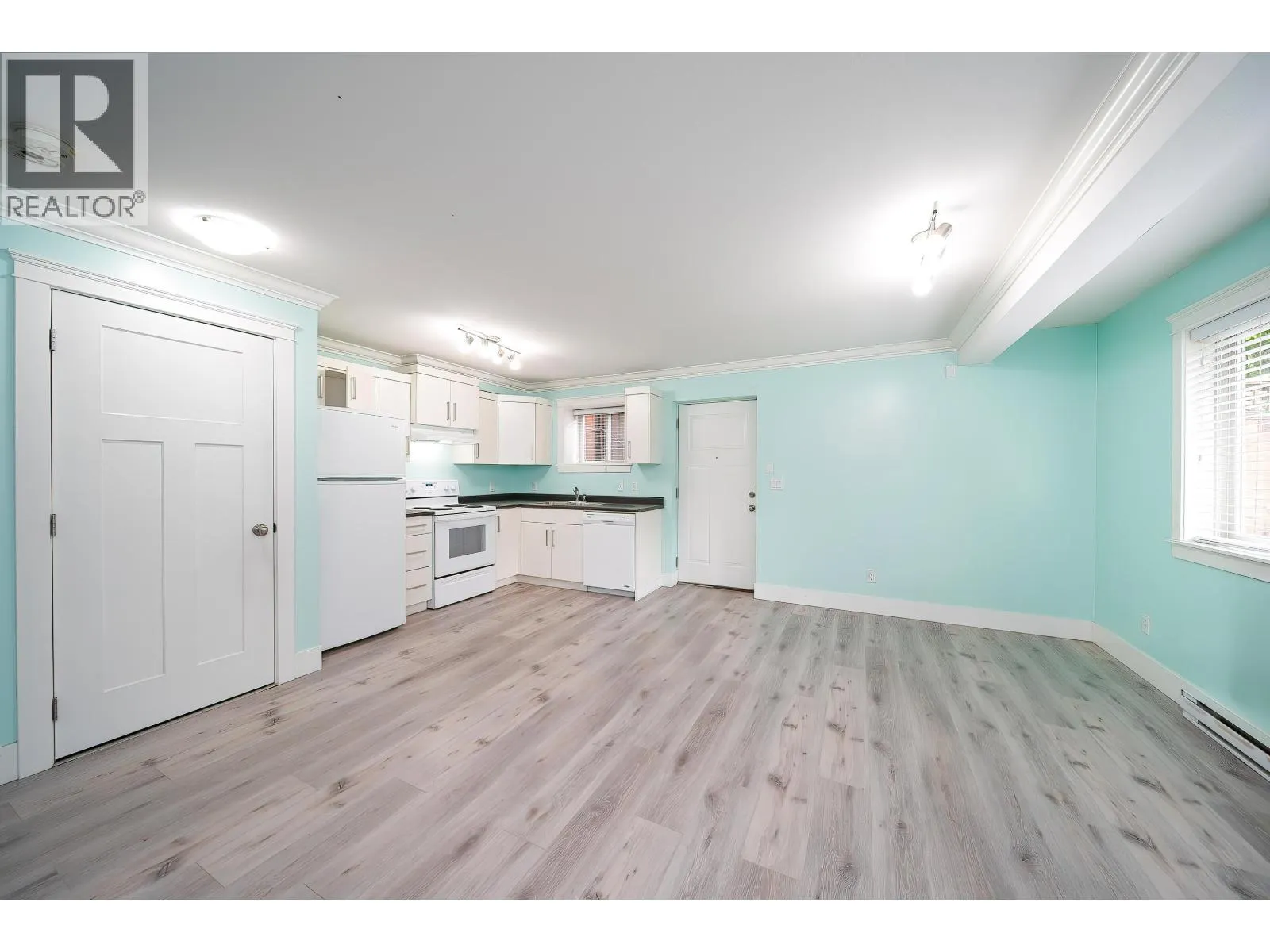 1339 GREENBANK COURT