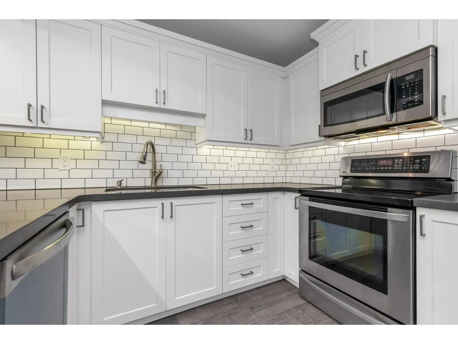 123 27358 32 AVENUE