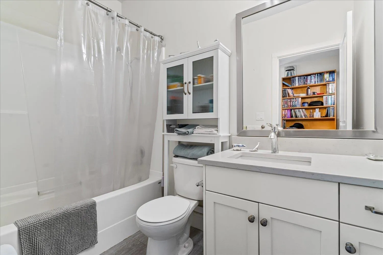 2 46392 YALE ROAD|Chilliwack Proper East