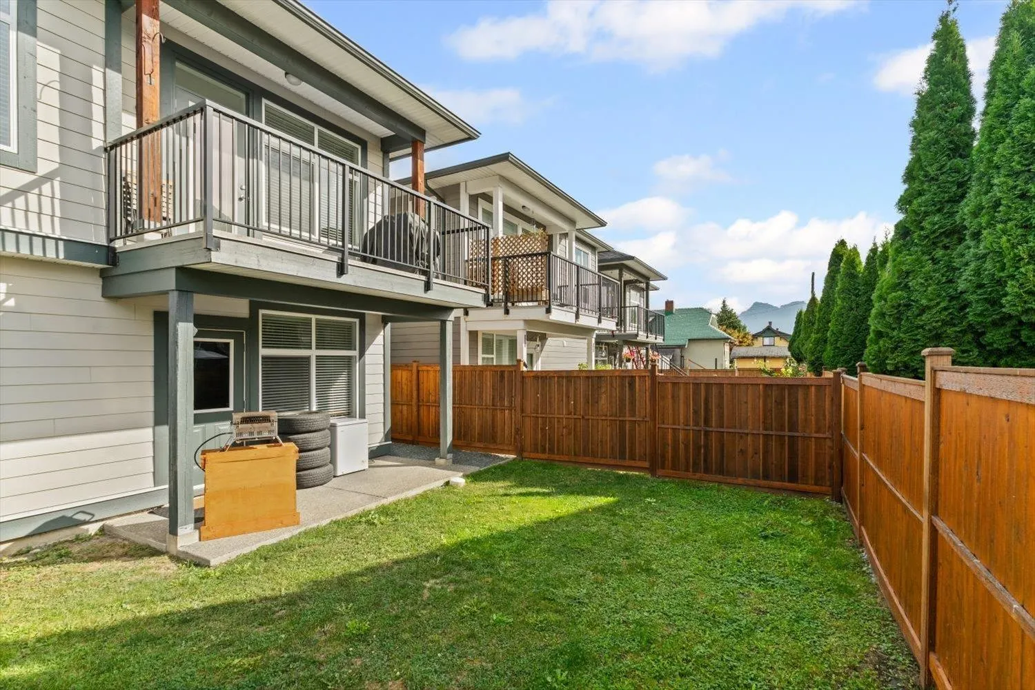 2 46392 YALE ROAD|Chilliwack Proper East