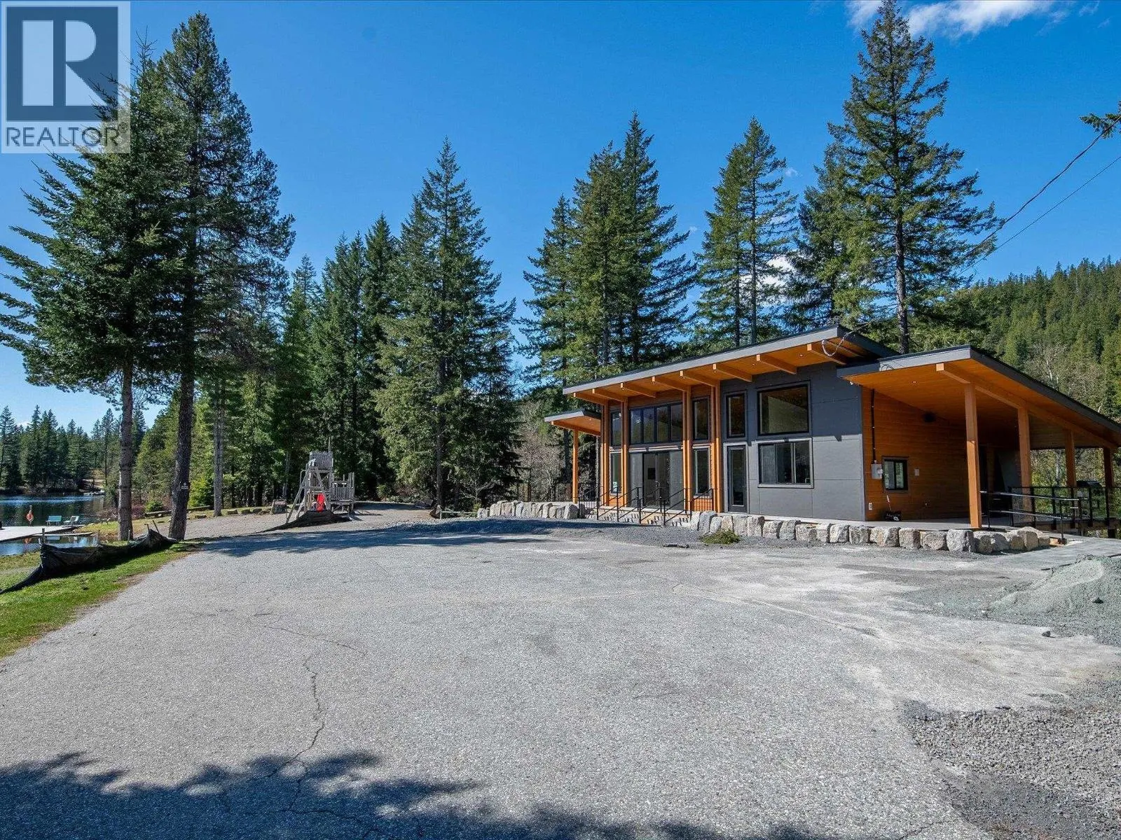 16 GARIBALDI DRIVE