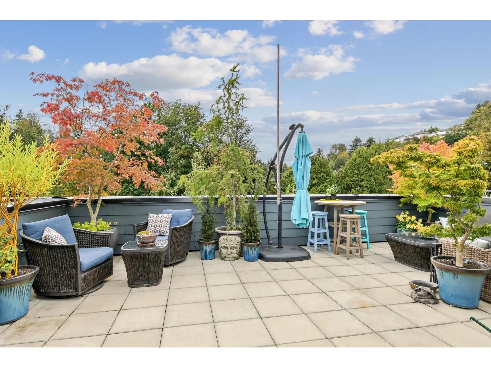 410 2242 WHATCOM ROAD