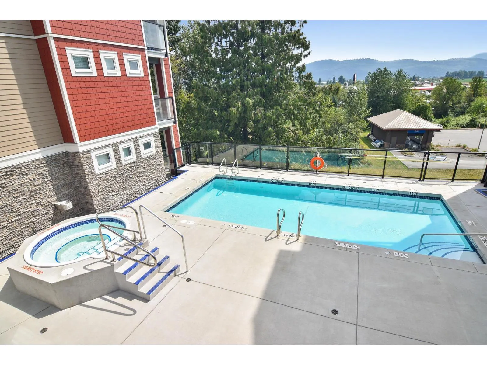 410 2242 WHATCOM ROAD