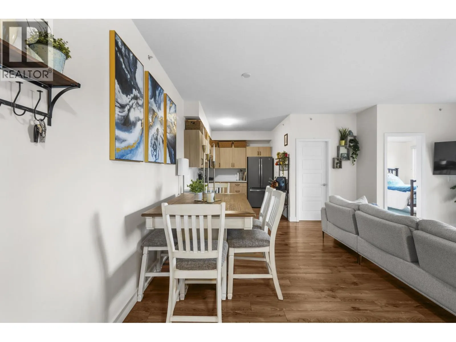 404 12070 227TH STREET