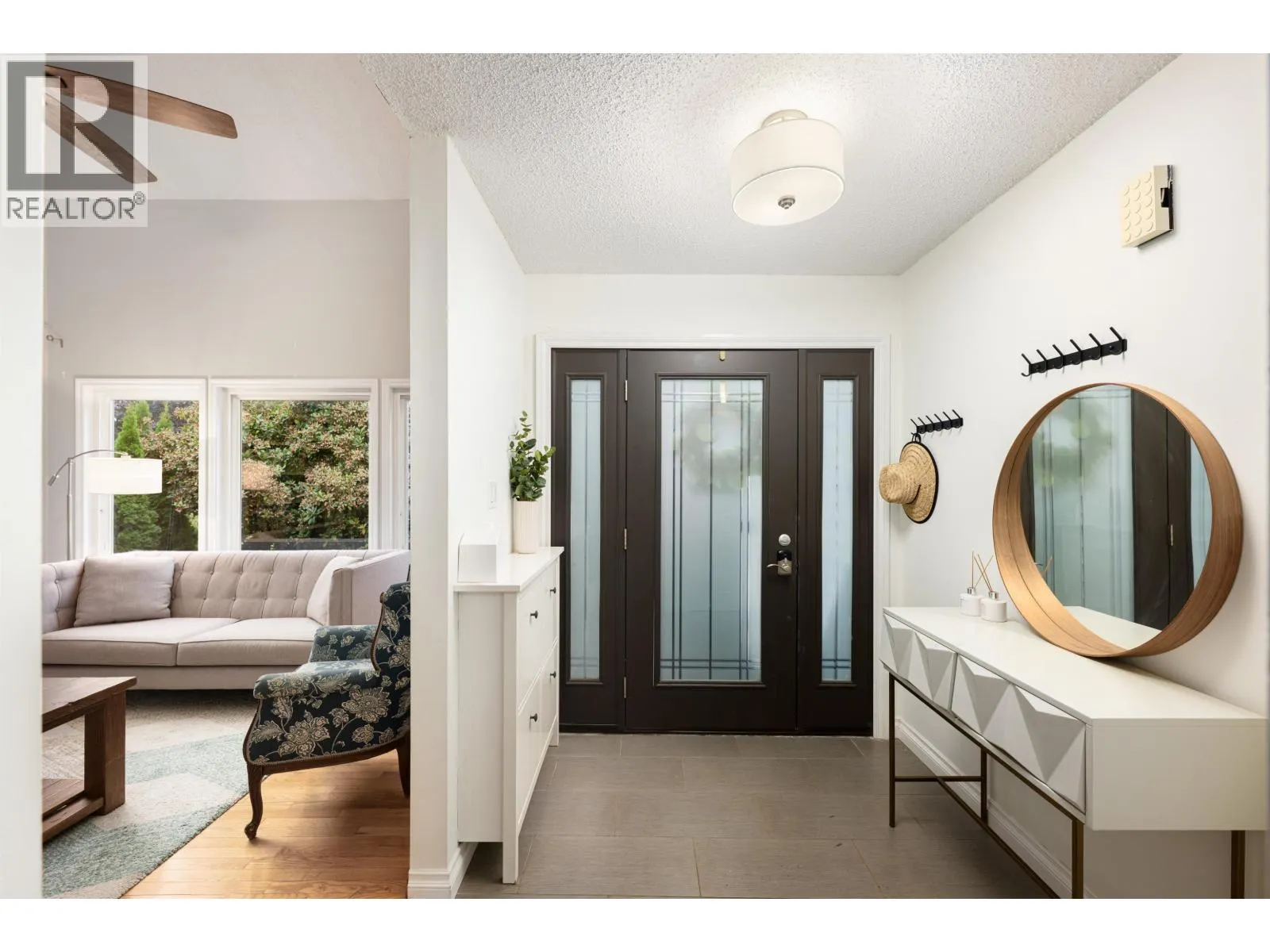 1005 ALPINE PLACE