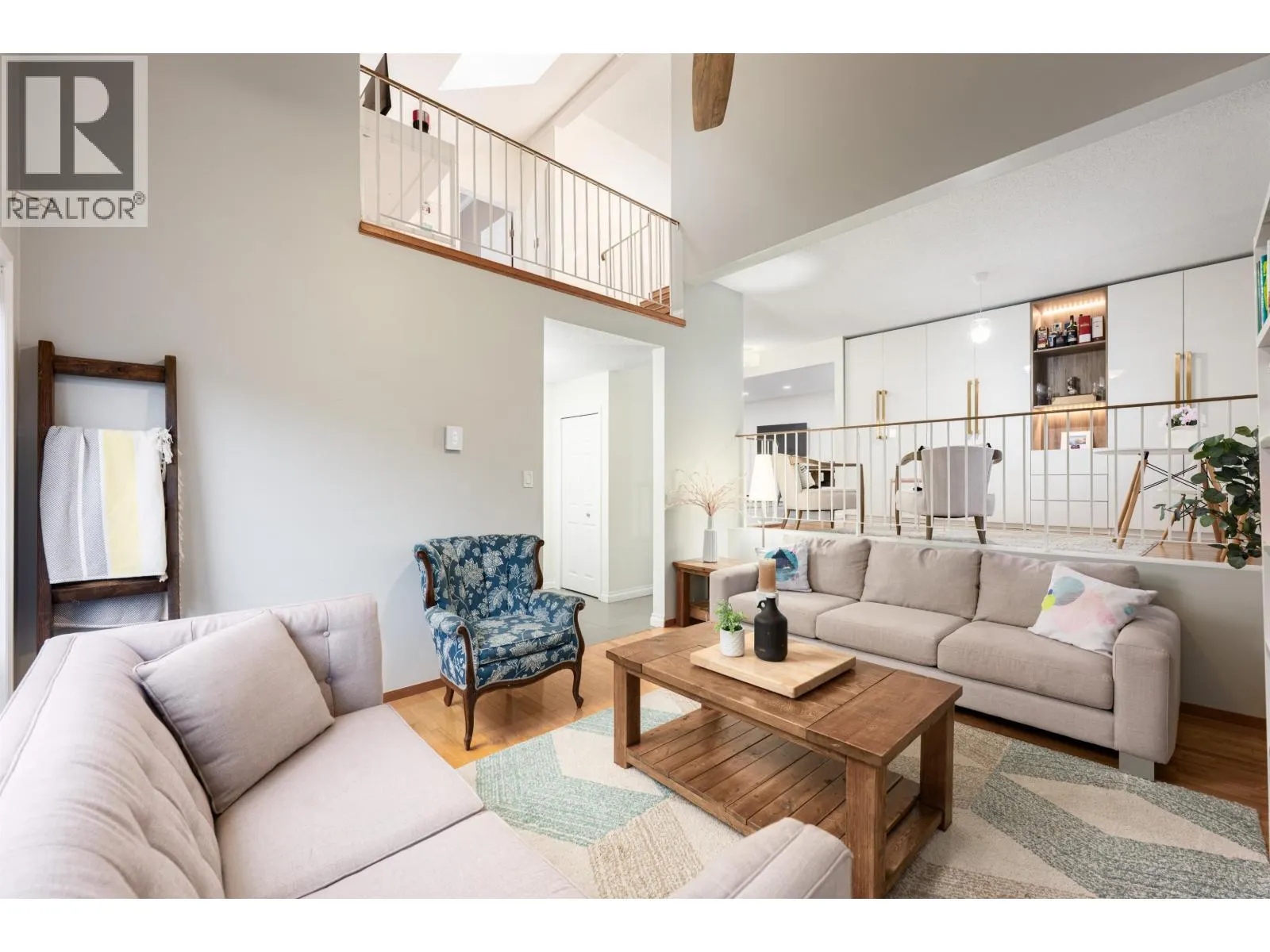1005 ALPINE PLACE