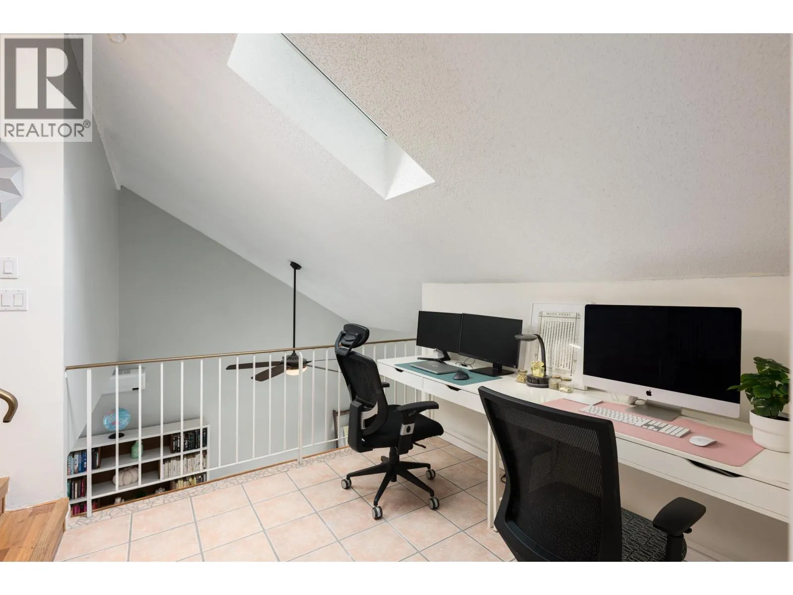 1005 ALPINE PLACE