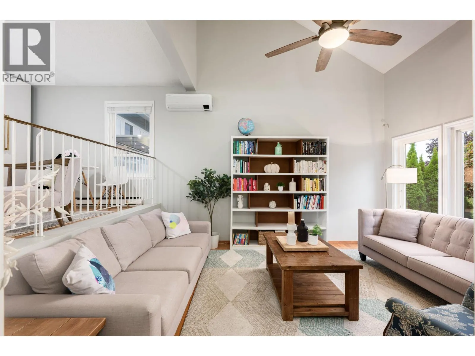 1005 ALPINE PLACE