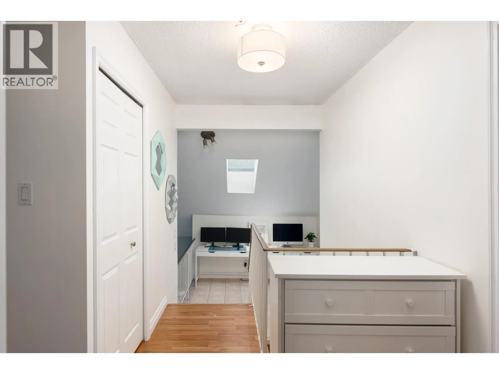 1005 ALPINE PLACE