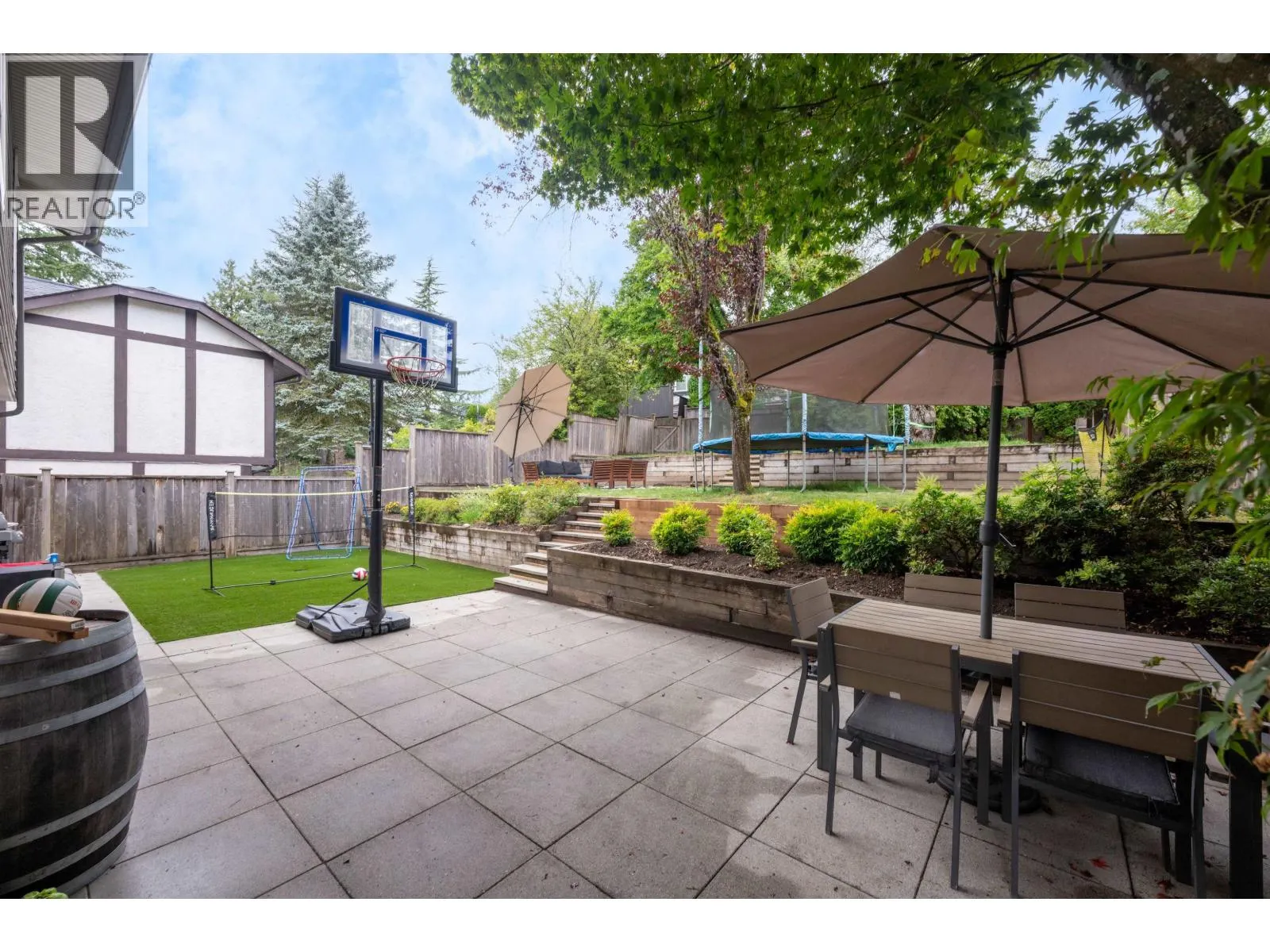 1005 ALPINE PLACE